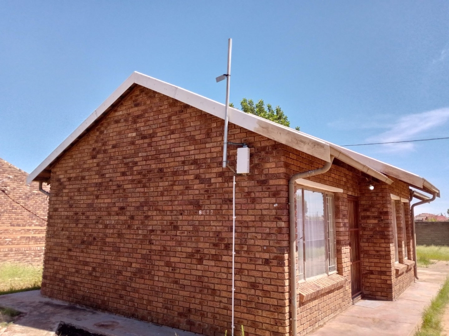 To Let  Bedroom Property for Rent in Mmabatho Unit 15 North West